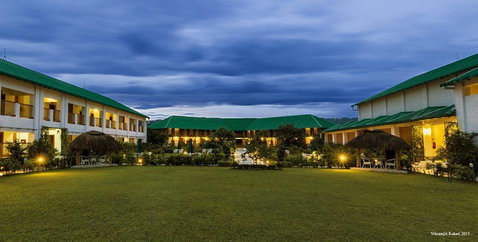 Resort Borgos Kāziranga Esterno foto